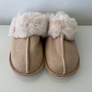 Womens Fuzzy Beige Casual Slippers